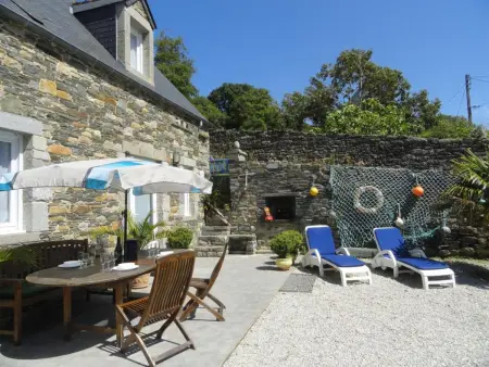 Charmante maison avec cheminée et jardin privé - Photo 1