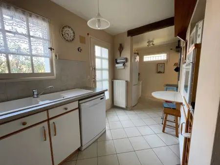Villa 5 pièces avec jardin, à 400m de la plage et 600m des commerces, wifi et barbecue inclus - Photo 10