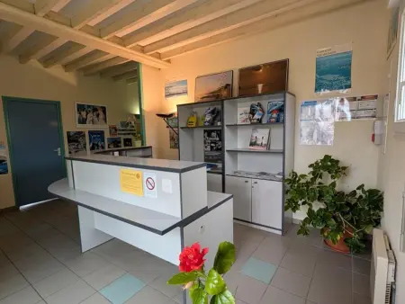 Pavillon Mitoyen à Omonville-la-Rogue avec Parking et Animaux Admis - Photo 16