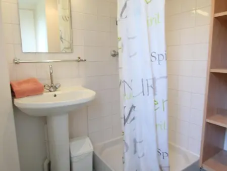 Maison mitoyenne au cœur de La Hague, animaux acceptés - Photo 5