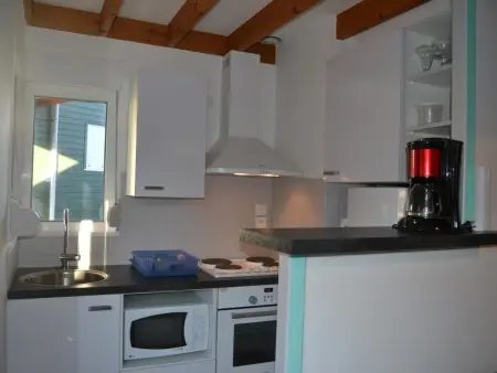 Maison familiale avec terrasse, proche de la mer et équipée, idéale pour des vacances à Bréhal - Photo 1