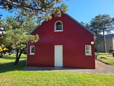 Maison familiale face aux îles Chausey, à Bréhal, avec terrasse, BBQ, et équipements bébé - Photo 1