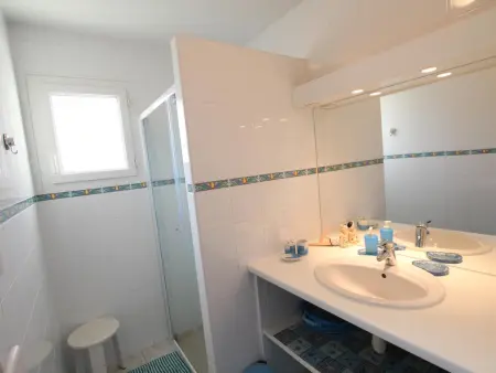 Charmante villa avec grand jardin privé - Proche Mont-Saint-Michel, 2 chambres, cheminée et terrasse - Photo 10