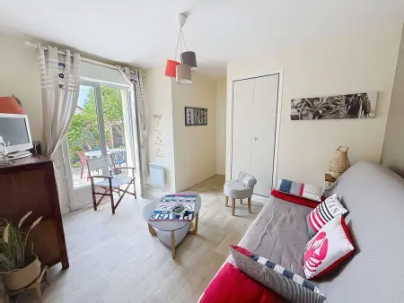Maison rénovée, à 300m de la plage et proche commerces, avec terrasse et jardin, tout confort - Photo 9