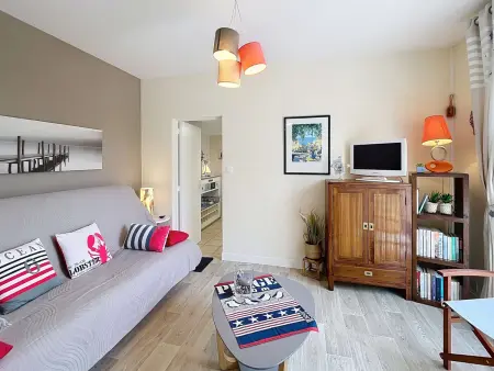Maison rénovée, à 300m de la plage et proche commerces, avec terrasse et jardin, tout confort - Photo 10