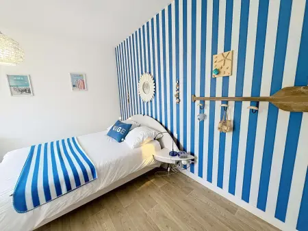 Maison rénovée, à 300m de la plage et proche commerces, avec terrasse et jardin, tout confort - Photo 15