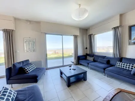 Villa avec jardin et accès direct plage, terrasse, 5 chambres, 2 salles d'eau, wifi, parking - Photo 2