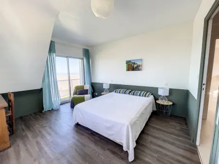 Villa avec jardin et accès direct plage, terrasse, 5 chambres, 2 salles d'eau, wifi, parking - Photo 18