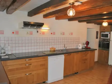 Gîte 18e avec piscine, jardin et équipements inclus, près des Châteaux de la Loire - Photo 4