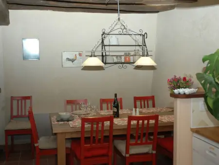 Gîte authentique à Brizay avec jardin privé et piscine - Photo 3