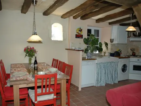 Gîte authentique à Brizay avec jardin privé et piscine - Photo 4
