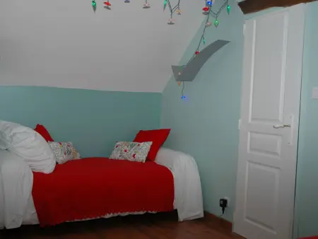 Gîte authentique à Brizay avec jardin privé et piscine - Photo 7