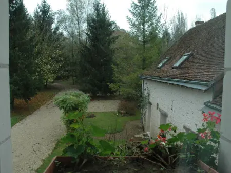 Évasion Romantique: Charmant Gîte 2 Pers., Parc Boisé, Activités & Confort Tout Inclus - Photo 3