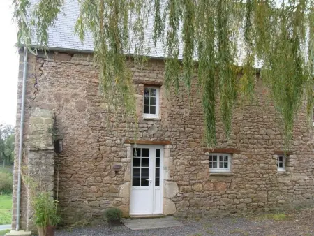 Charmante maison en Normandie avec jardin clos, Gite 8 personnes à Montmartin en Graignes - Photo 2
