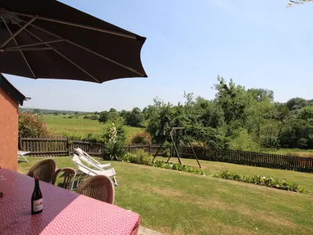 Charmante maison en Normandie avec jardin clos, Gite 8 personnes à Montmartin en Graignes - Photo 21