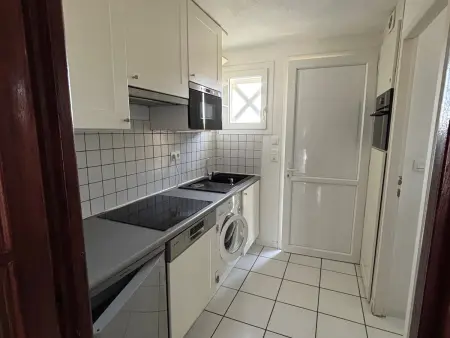 Maison en Duplex au Pied des Dunes à Biscarrosse - Calme et Confort, Parking et Terrasse - Photo 5
