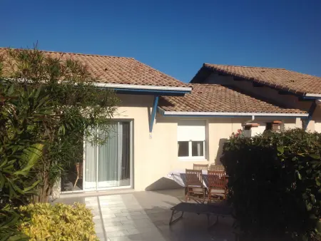 Maison en Duplex au Pied des Dunes à Biscarrosse - Calme et Confort, Parking et Terrasse - Photo 10