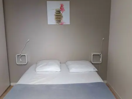 Maison avec Jardin, 900m Plage, 2 Chambres, Parking Inclus, Animaux Acceptés - La Tranche-sur-Mer - Photo 7