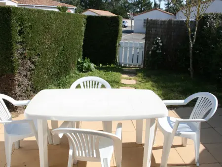 Maison à La Tranche-sur-Mer avec piscine, proche plage - Photo 4