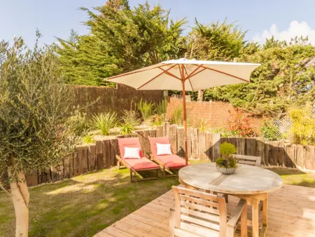 Maison Cosy avec Terrasse à Barneville-Carteret - Photo 10