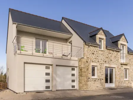 Maison indépendante face à la mer avec balcon et terrasse - Photo 2