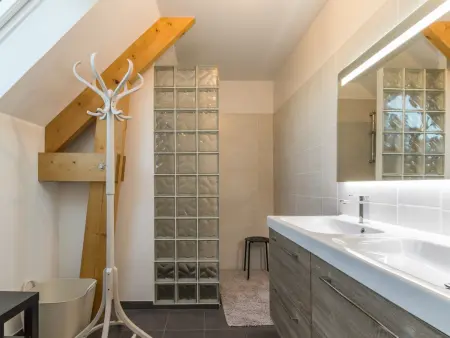 Maison indépendante face à la mer avec balcon et terrasse - Photo 17