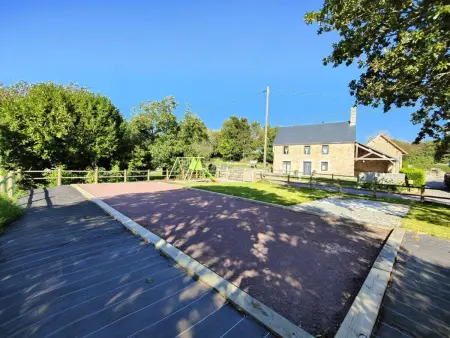 Maison paisible en pierre avec terrasse et cheminée - Photo 4