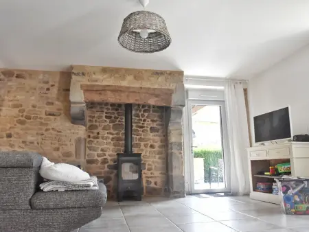 Maison paisible en pierre avec terrasse et cheminée - Photo 20
