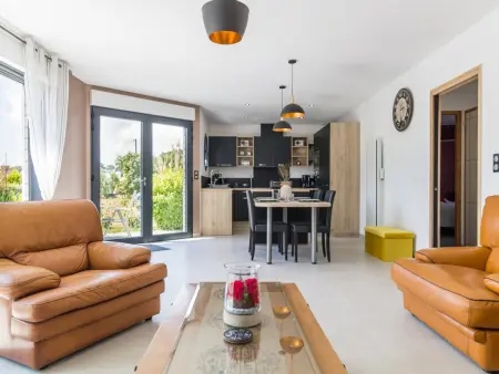 Maison moderne en bois au bord de la forêt à Lessay - Photo 4