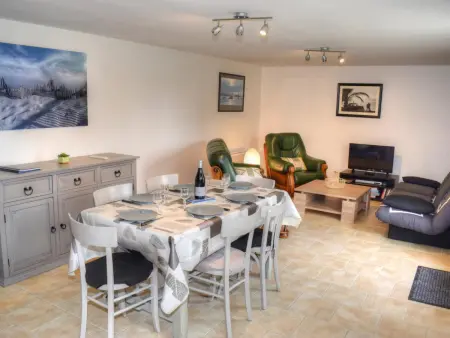Gîte avec jardin clôturé et poêle à bois en Touraine - Photo 8