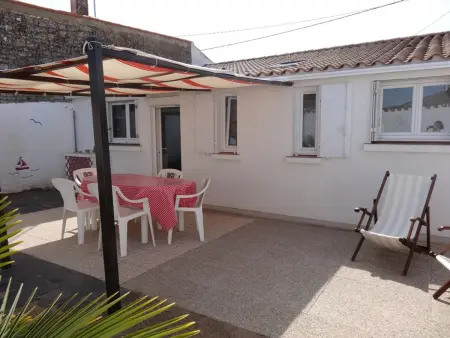 Maison proche centre, 4 pers, terrasse, Maison 4 personnes à L'Aiguillon sur Mer - Photo 10