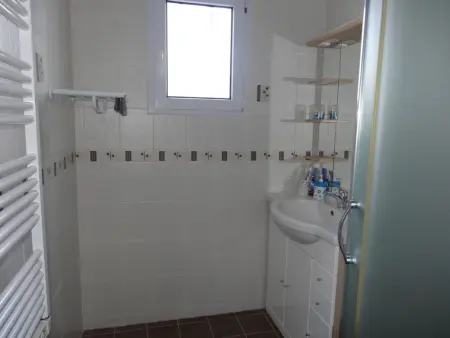 Charmante maison proche centre, 5 pers, jardin, Maison 5 personnes à L'Aiguillon sur Mer - Photo 9