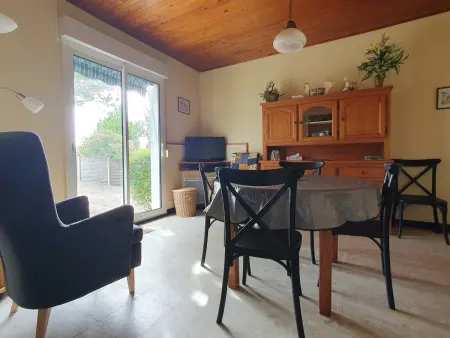 Jolie Villa 3 Étoiles, 2 Chambres, Jardin Près Plage - Photo 1