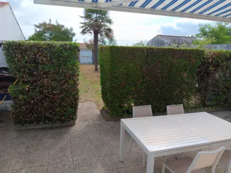 Jolie Villa 3 Étoiles, 2 Chambres, Jardin Près Plage - Photo 9
