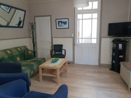 Maison de charme rénovée, proche plage et commerces - Photo 1