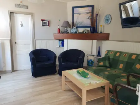 Maison de charme rénovée, proche plage et commerces - Photo 2