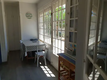 Maison de charme rénovée, proche plage et commerces - Photo 4