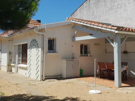 Maison de charme rénovée, proche plage et commerces - Photo 13