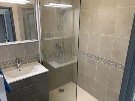 Maison à 50m de la Plage avec Terrasse, 2 Chambres et Parking Privé - Fort-Mahon-Plage - Photo 12