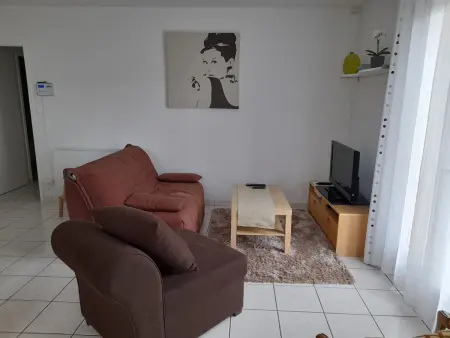 Maison familiale avec jardin, proche Dune du Pyla et parcs, idéale pour vacances ensoleillées - Photo 2