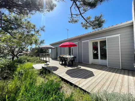 Maison familiale au calme, proche plage, 9 couchages, terrasses, WiFi, garage vélo - Brétignolles-sur-Mer - Photo 1