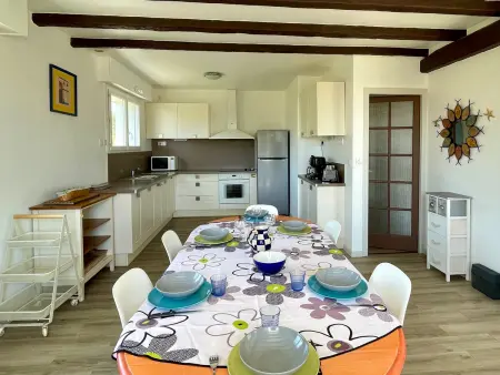Maison familiale au calme, proche plage, 9 couchages, terrasses, WiFi, garage vélo - Brétignolles-sur-Mer - Photo 5