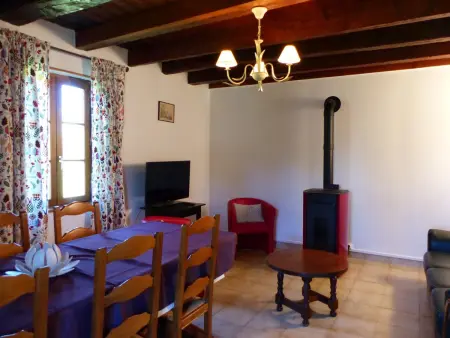 Maison authentique de Sologne avec piscine partagée, jardin et 3 chambres - Photo 1