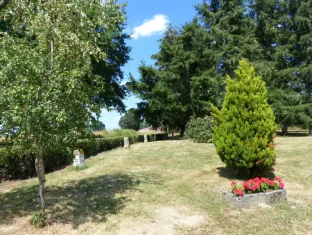 Longère bourbonnaise rénovée avec jardin à Cressanges - Photo 16