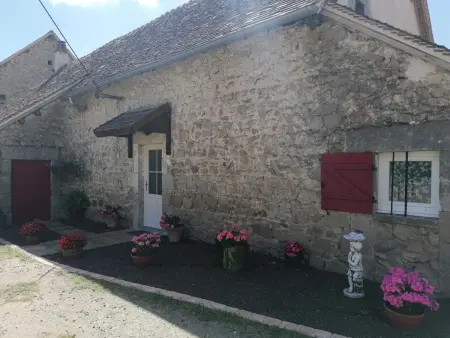 Longère bourbonnaise rénovée avec jardin à Cressanges - Photo 17