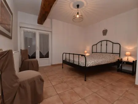 Gîte charmant avec piscine et jardin en Bourbonnais - Photo 9