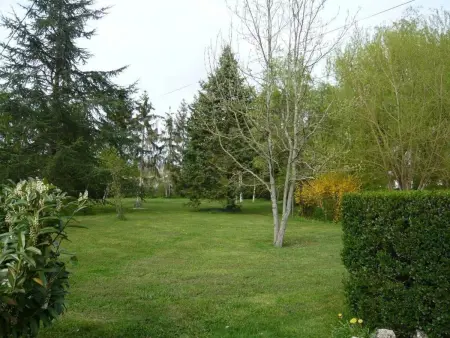 Grande maison à Saint-Pourçain avec piscine, sauna et WiFi - Photo 23