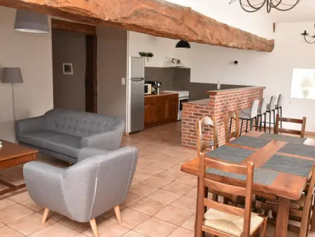 Gîte avec grand jardin et terrasse à Cressanges - Photo 1