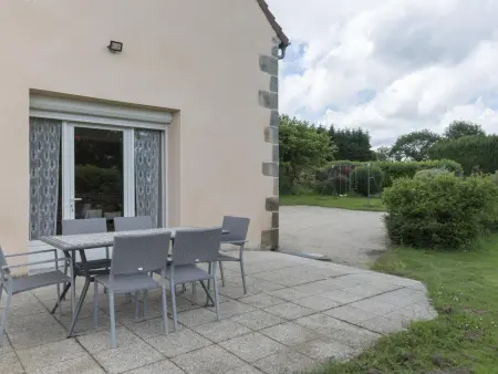 Gîte avec grand jardin et terrasse à Cressanges - Photo 15