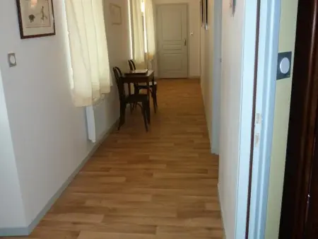Maison bourbonnaise rénovée avec terrasse, Wifi et parking - Photo 12